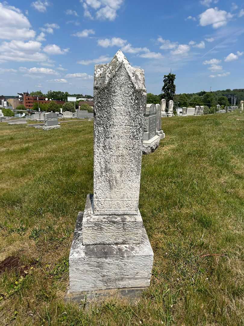 Millard F. Ebaugh's grave. Photo 3