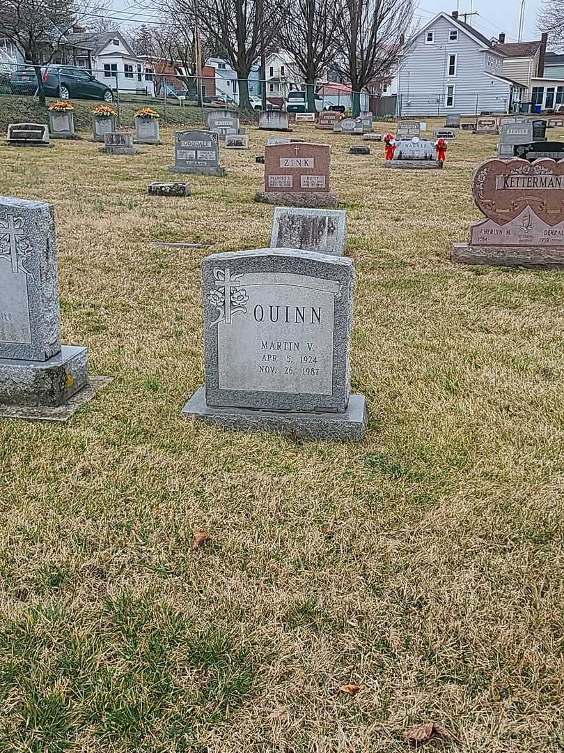 Martin V. Quinn's grave. Photo 2