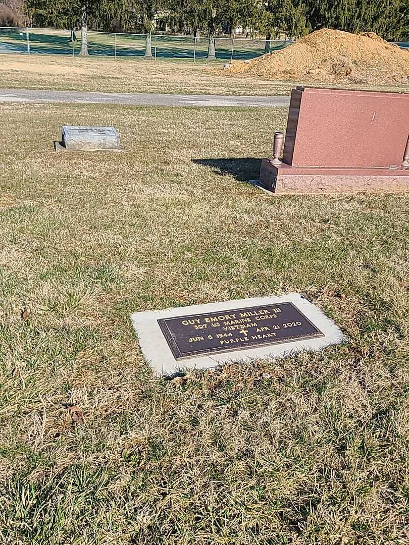 Guy Emory Miller Third's grave. Photo 2