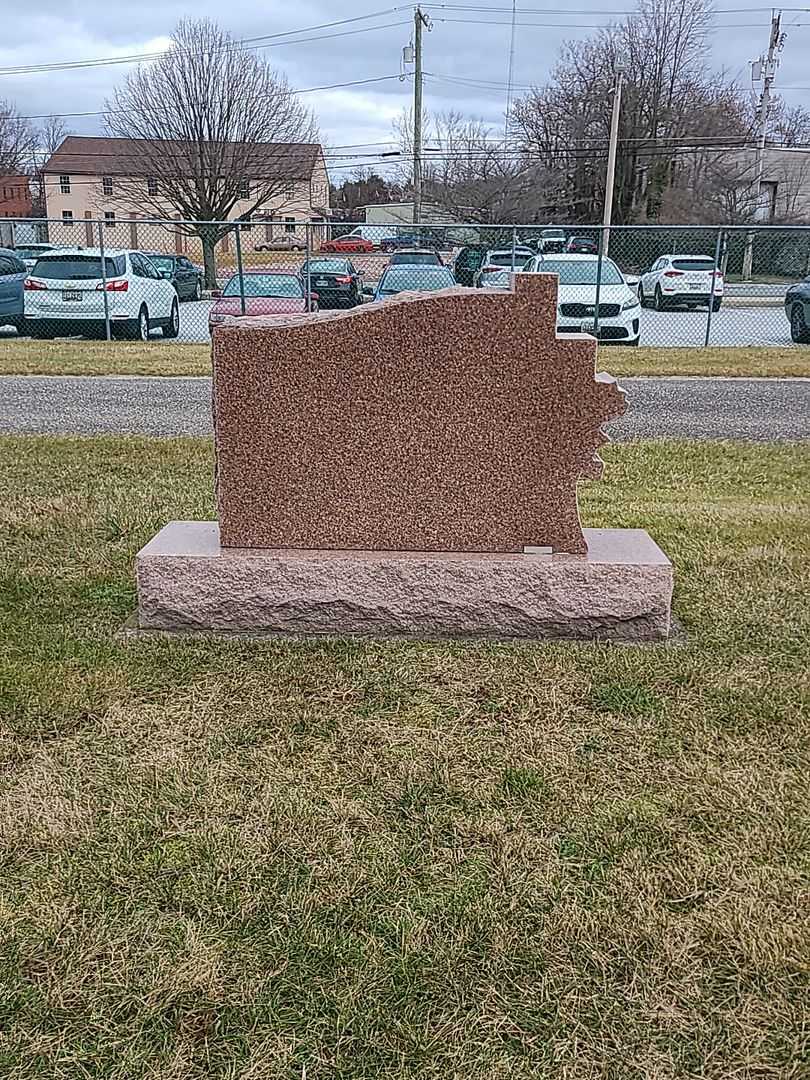 Raymond B. Pool's grave. Photo 2