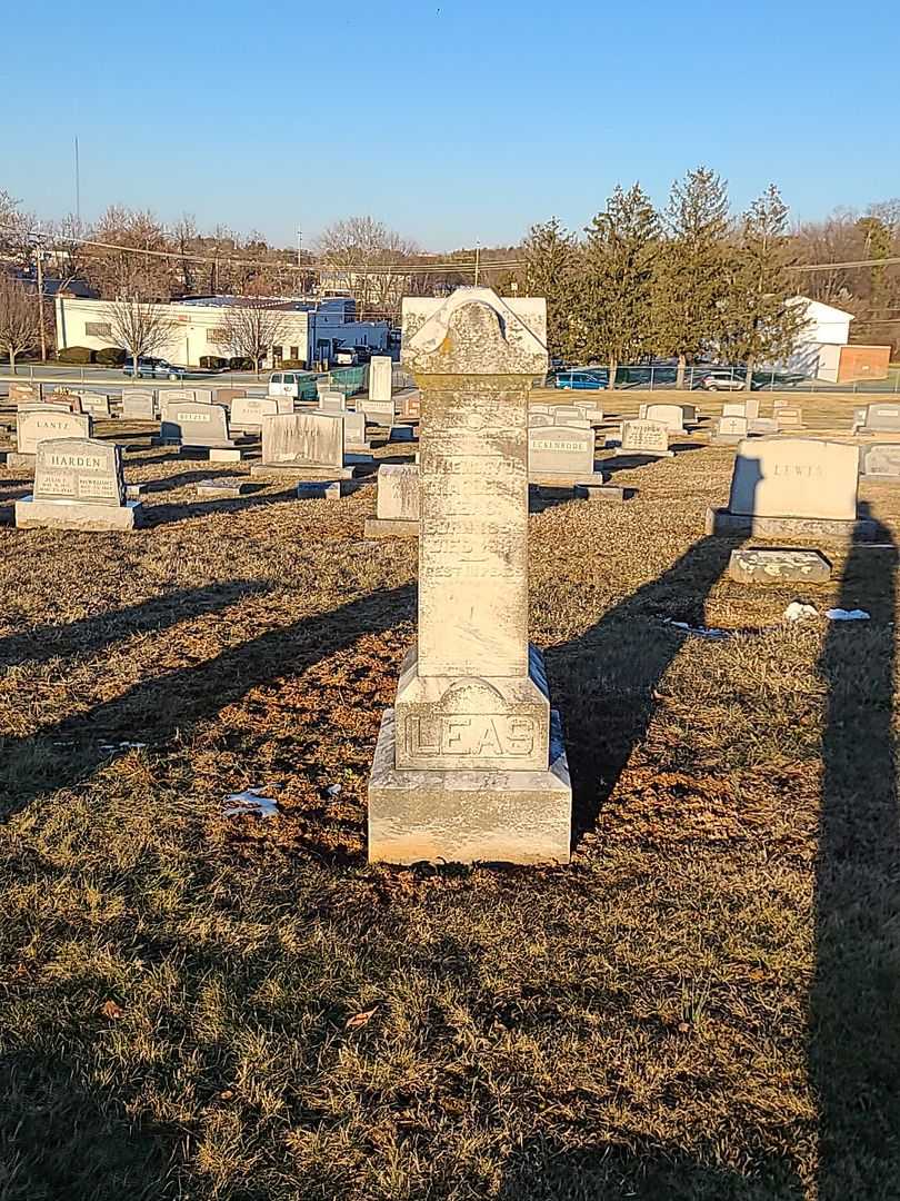 Charles L. Leas's grave. Photo 2