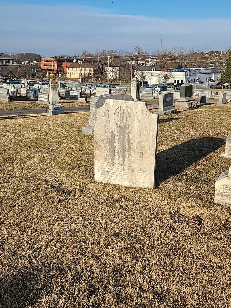 Martha Ann Beaver's grave. Photo 2