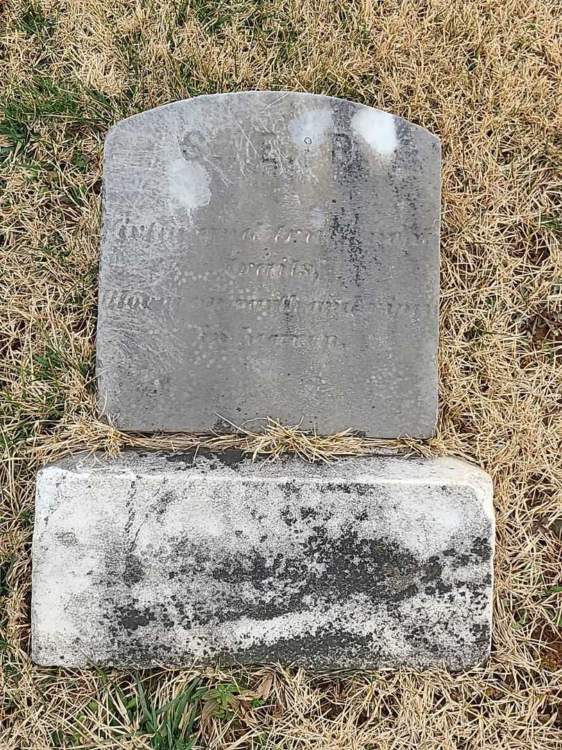 Sarah E. Bennett's grave. Photo 3