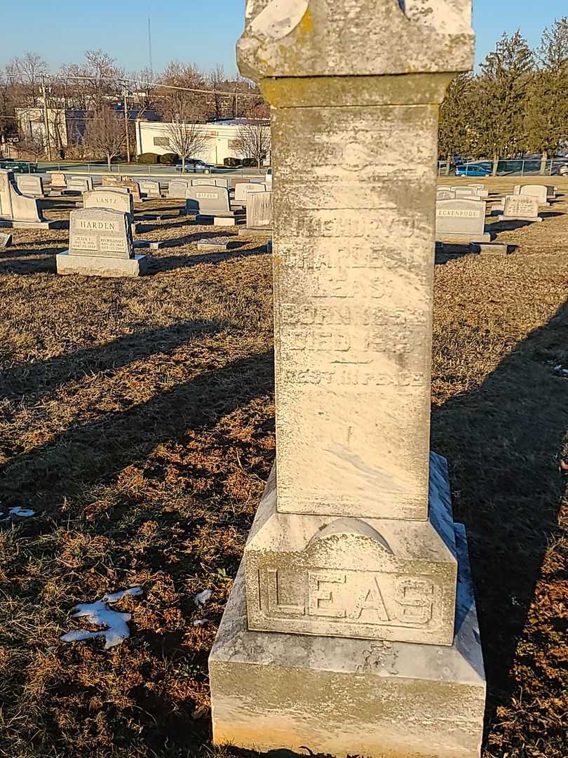 Charles L. Leas's grave. Photo 3