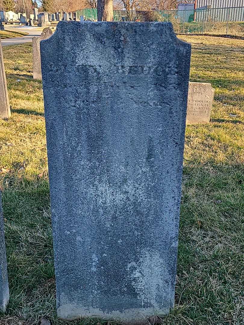 Lucy Behoe's grave. Photo 1