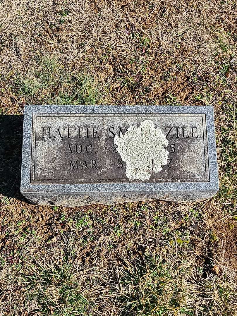 Hattie Smith Zile's grave. Photo 3