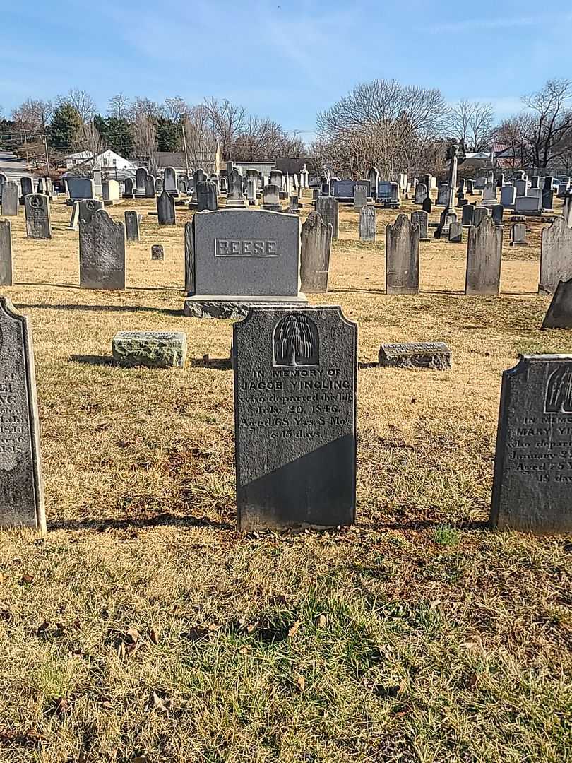 Jacob Yingling's grave. Photo 2