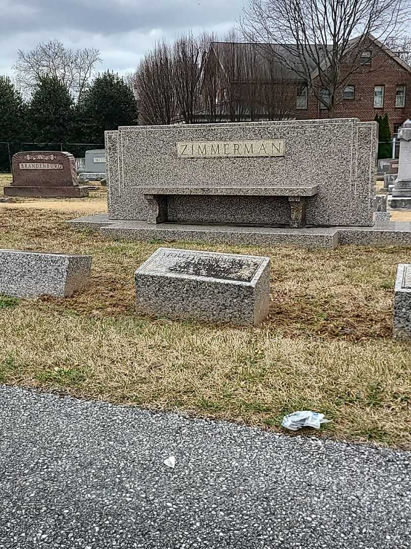 Violetta Zimmerman Quinn's grave. Photo 2