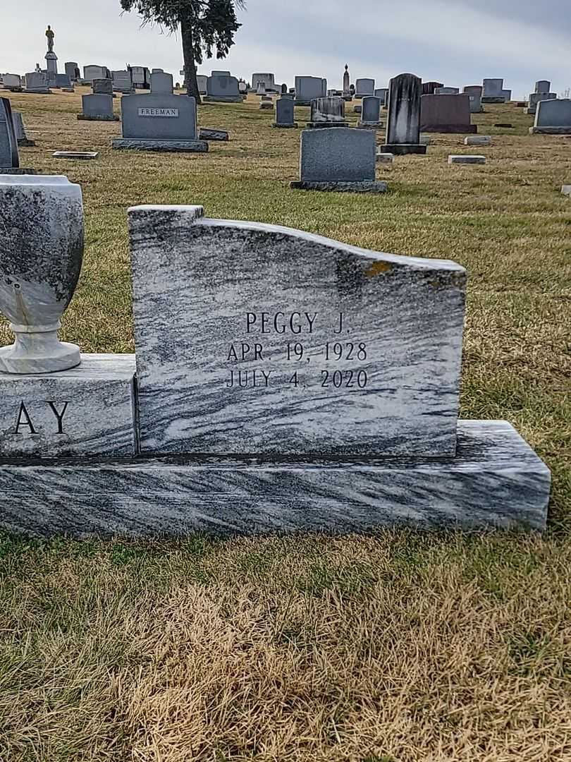 Peggy J. Day's grave. Photo 3