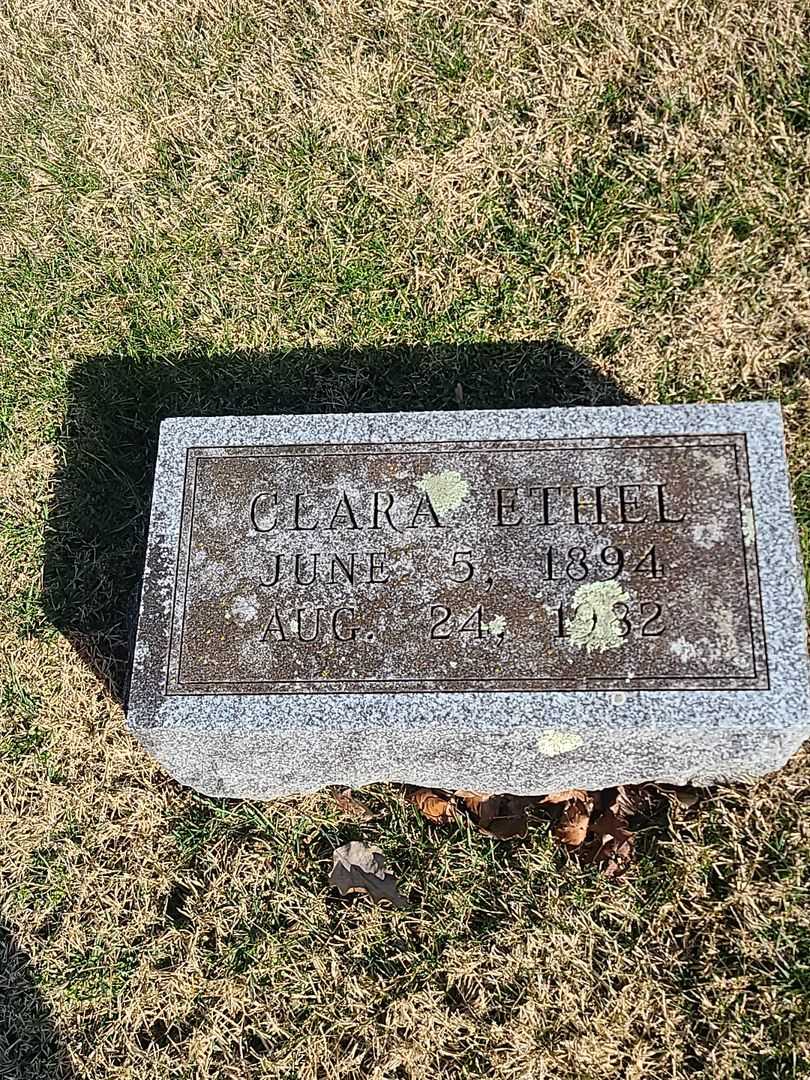 Clara Ethel Phillips's grave. Photo 3