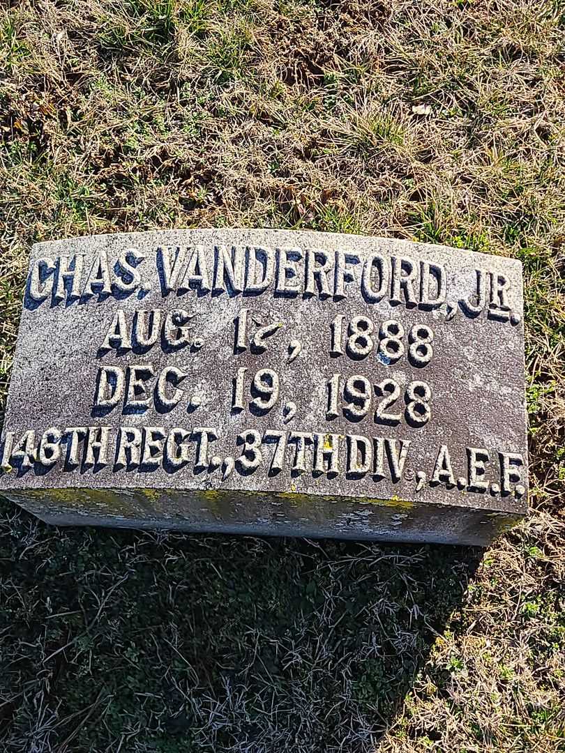 Chas. Vanderford Junior's grave. Photo 3