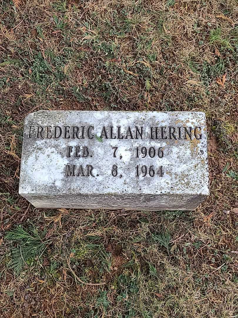 Frederic Allan Hering's grave. Photo 3