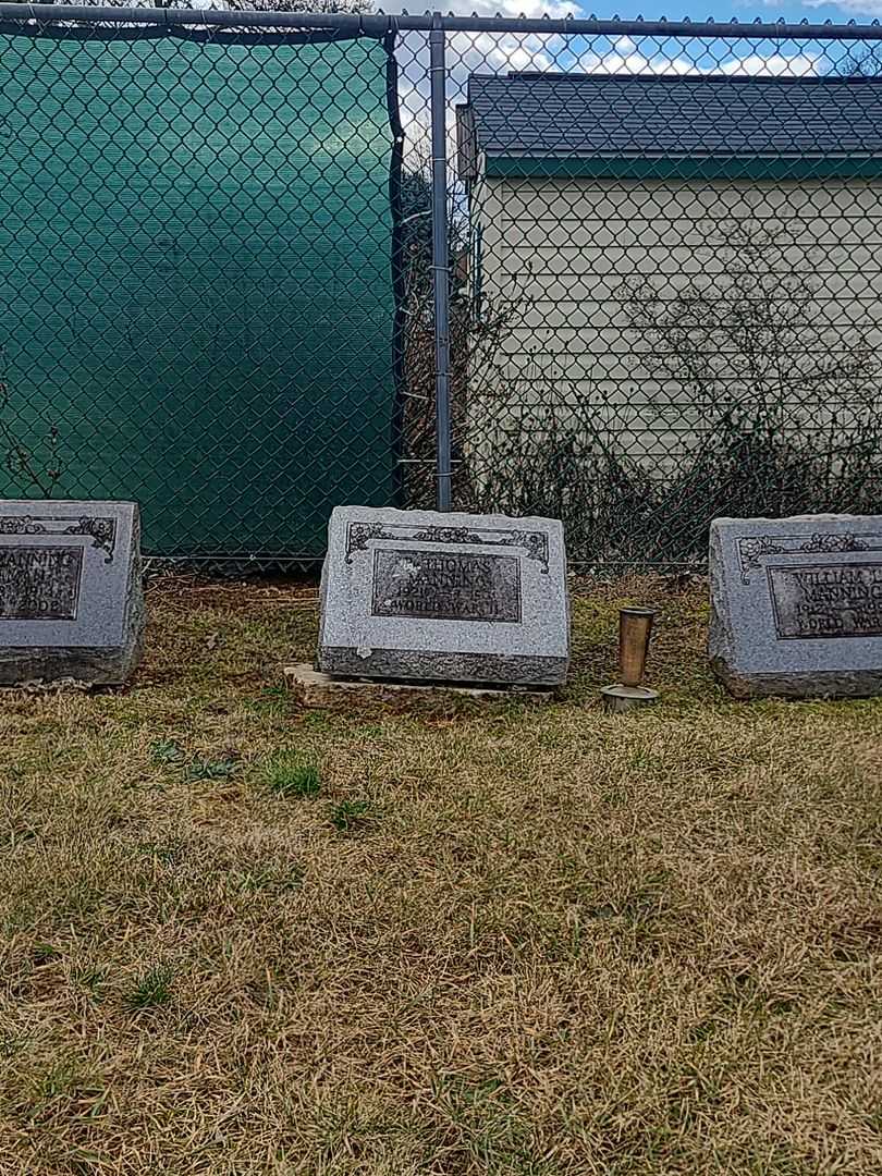 R. Thomas Manning's grave. Photo 2