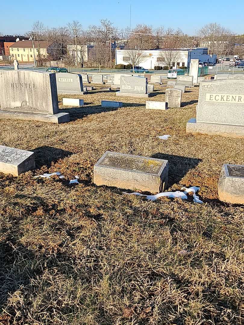 Sidney A. Eckenrode's grave. Photo 3