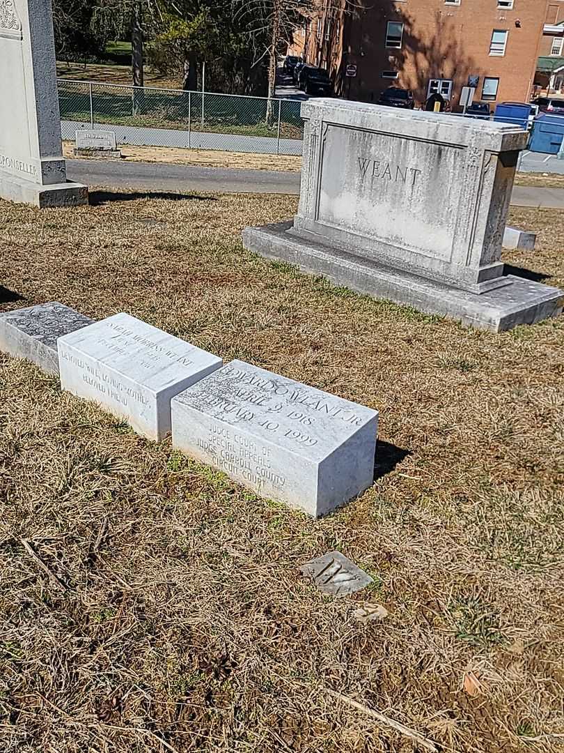 Edward O. Weant Junior's grave. Photo 2