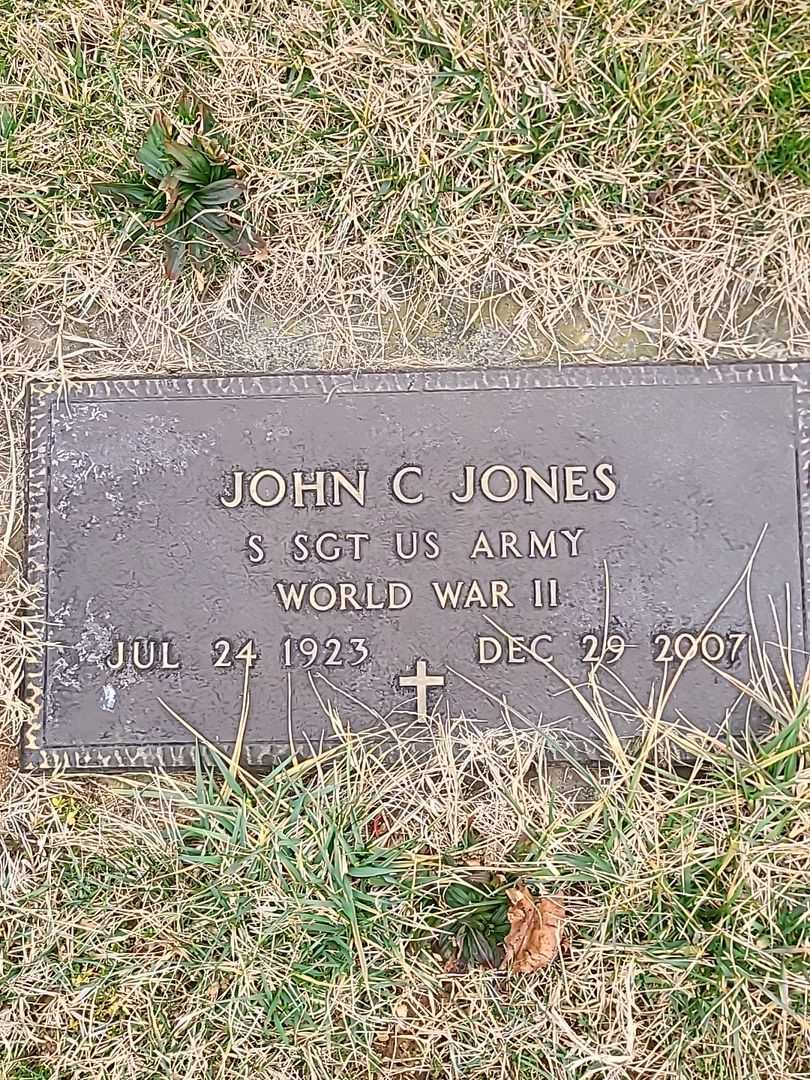 John C. Jones's grave. Photo 1