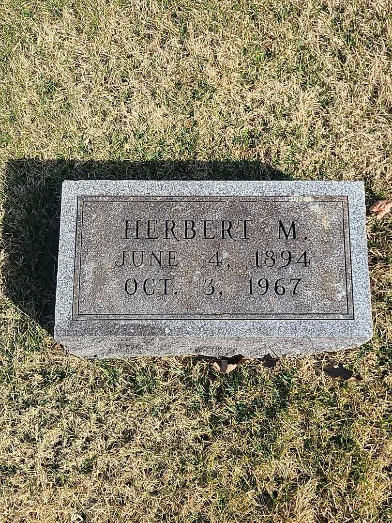 Herbert M. Phillips's grave. Photo 3