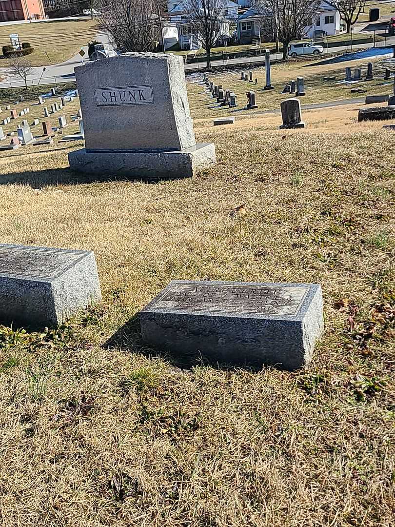 Marguerite Shunk's grave. Photo 2