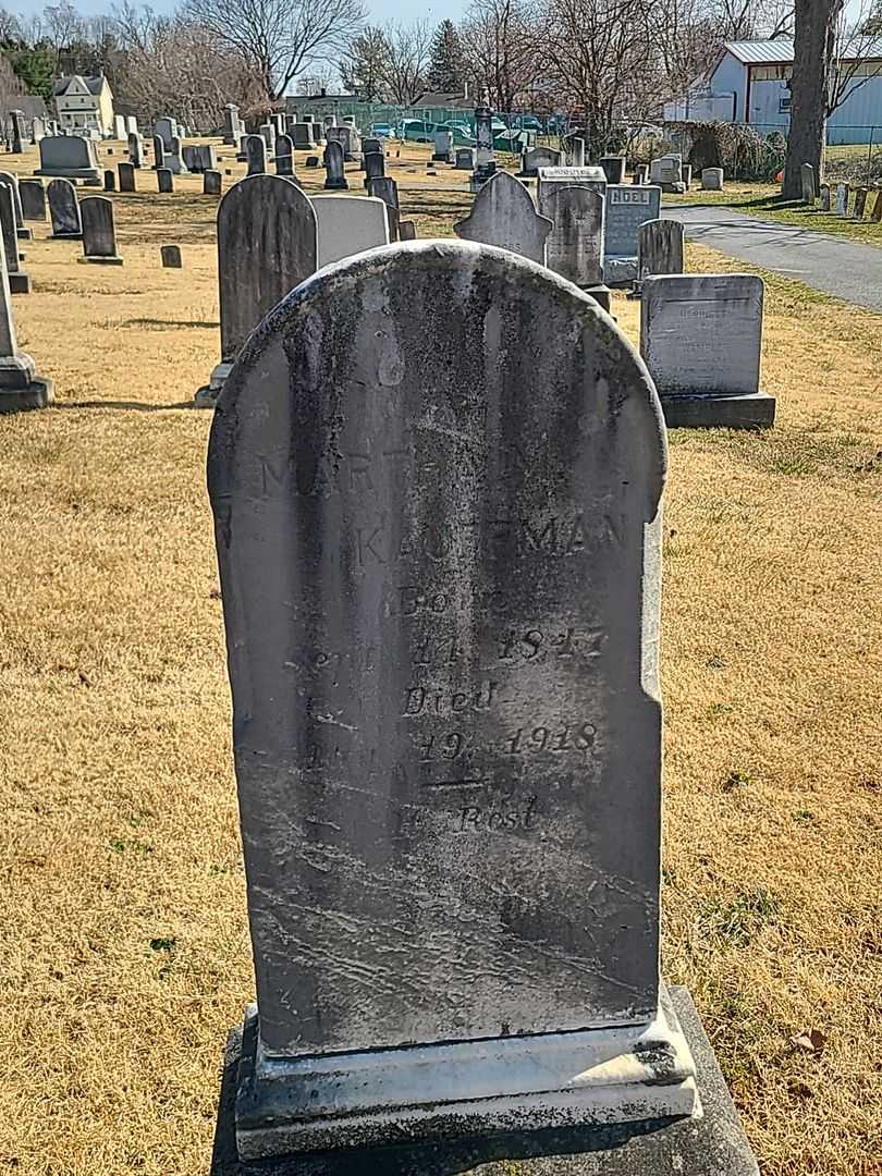 Martha M. Kauffman's grave. Photo 3