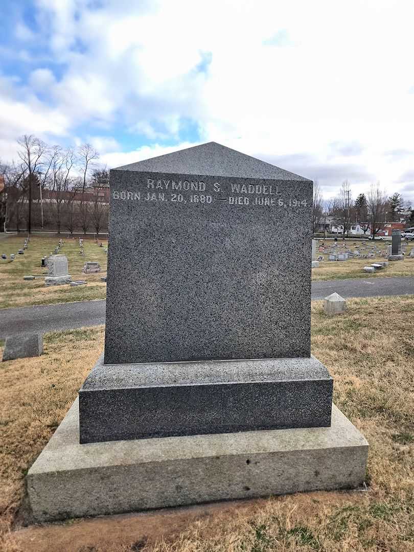 Raymond S. Waddell's grave. Photo 3