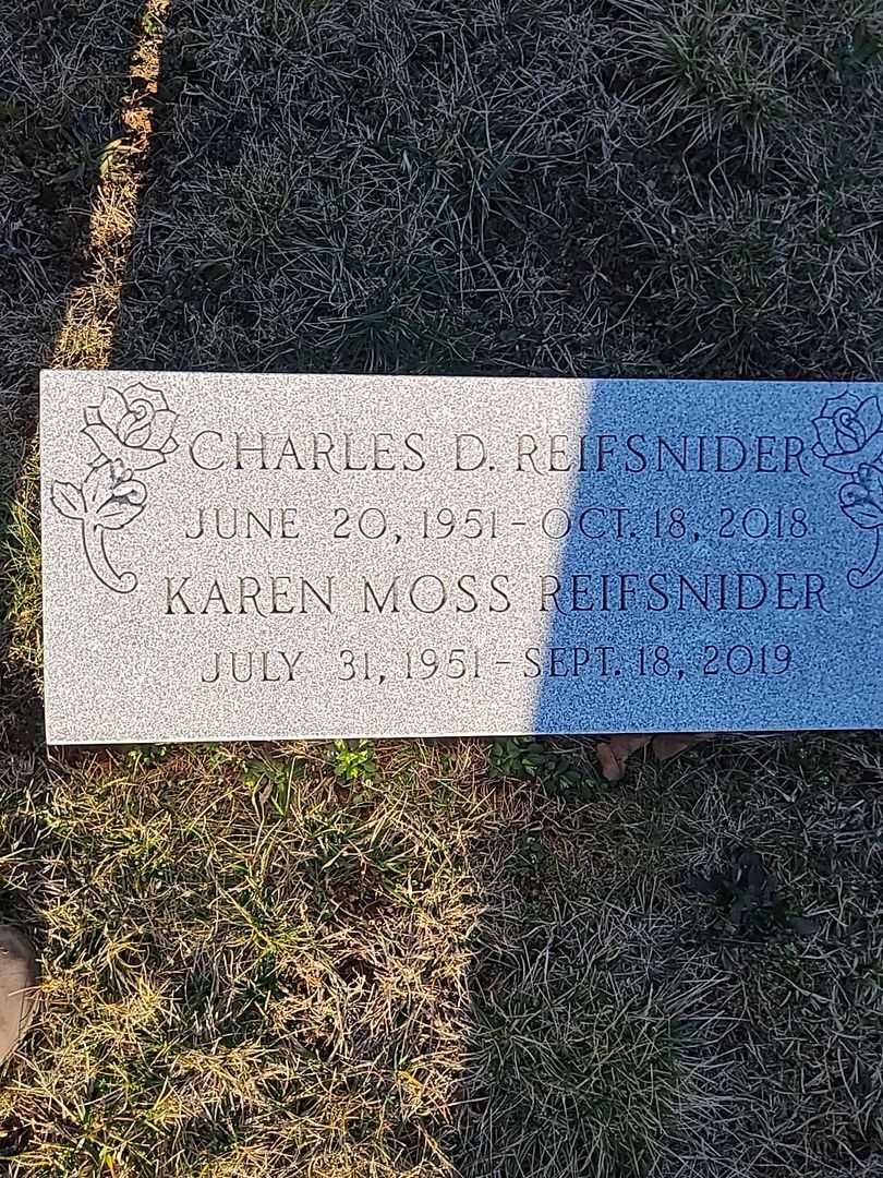 Karen Moss Reifsnider's grave. Photo 3