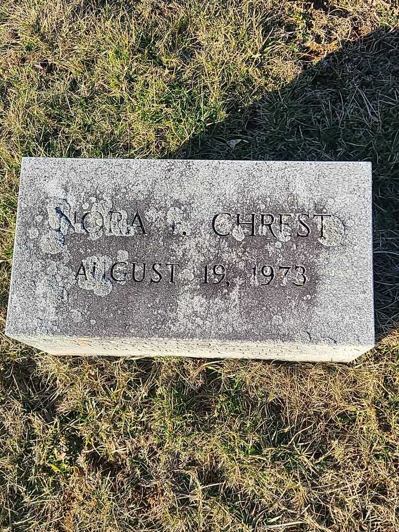 Nora F. Chrest's grave. Photo 3