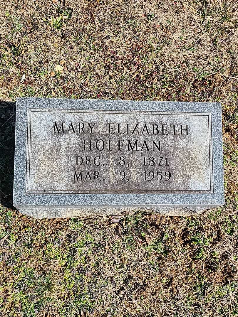 Mary Elizabeth Hoffman's grave. Photo 3