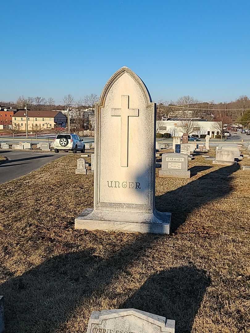 Maurice S. H. Unger's grave. Photo 1