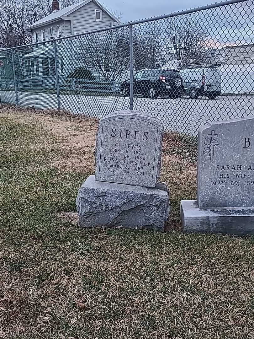 C. Lewis Sipes's grave. Photo 2