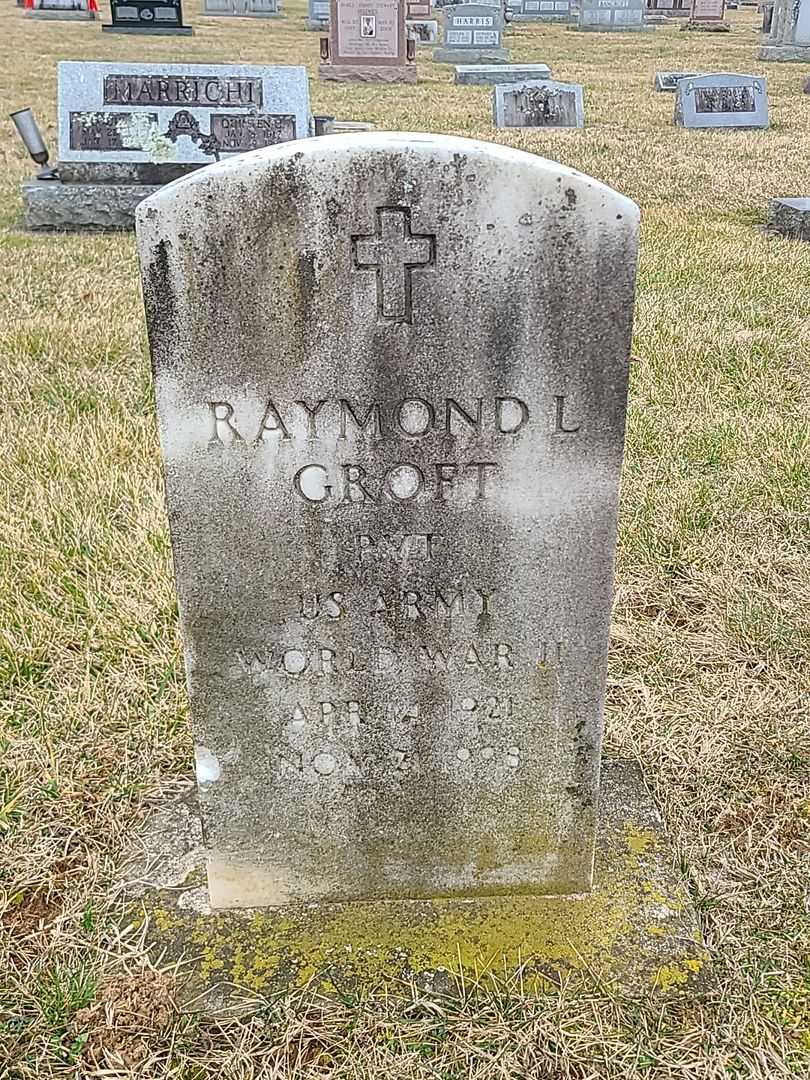 Raymond L. Groft's grave. Photo 1