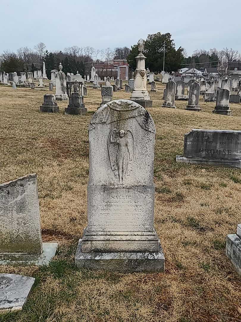 Sallie Askew's grave. Photo 2