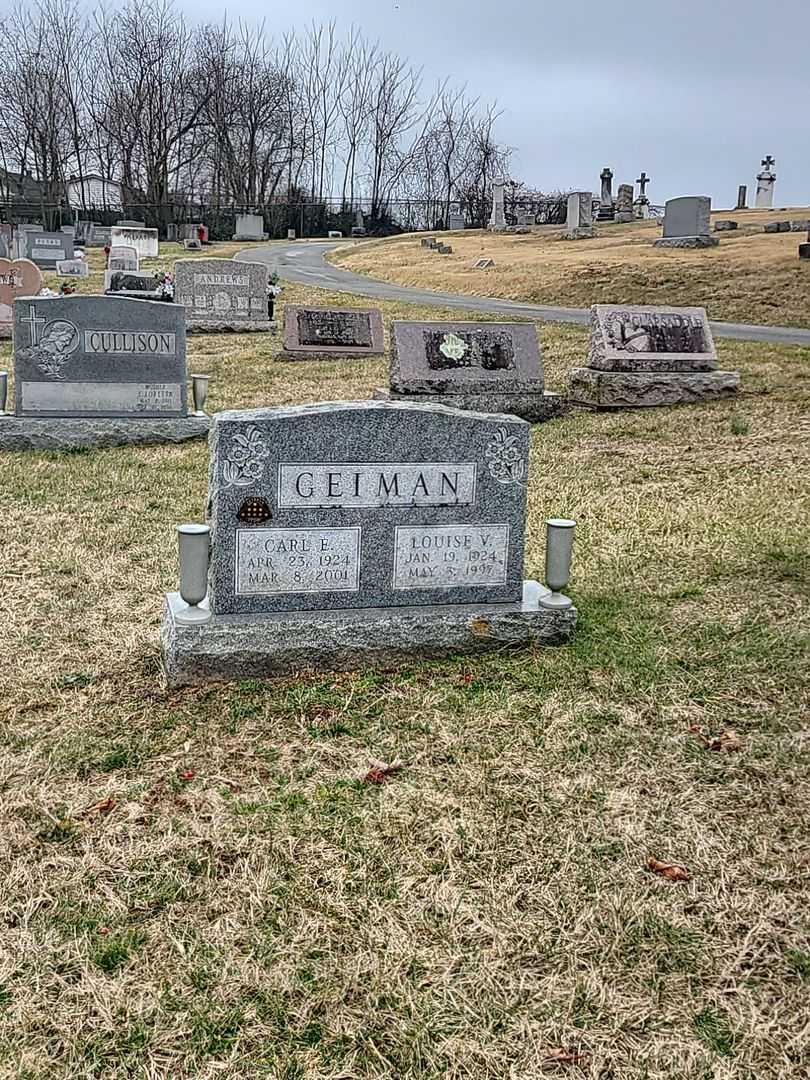 Carl E. Geiman's grave. Photo 2