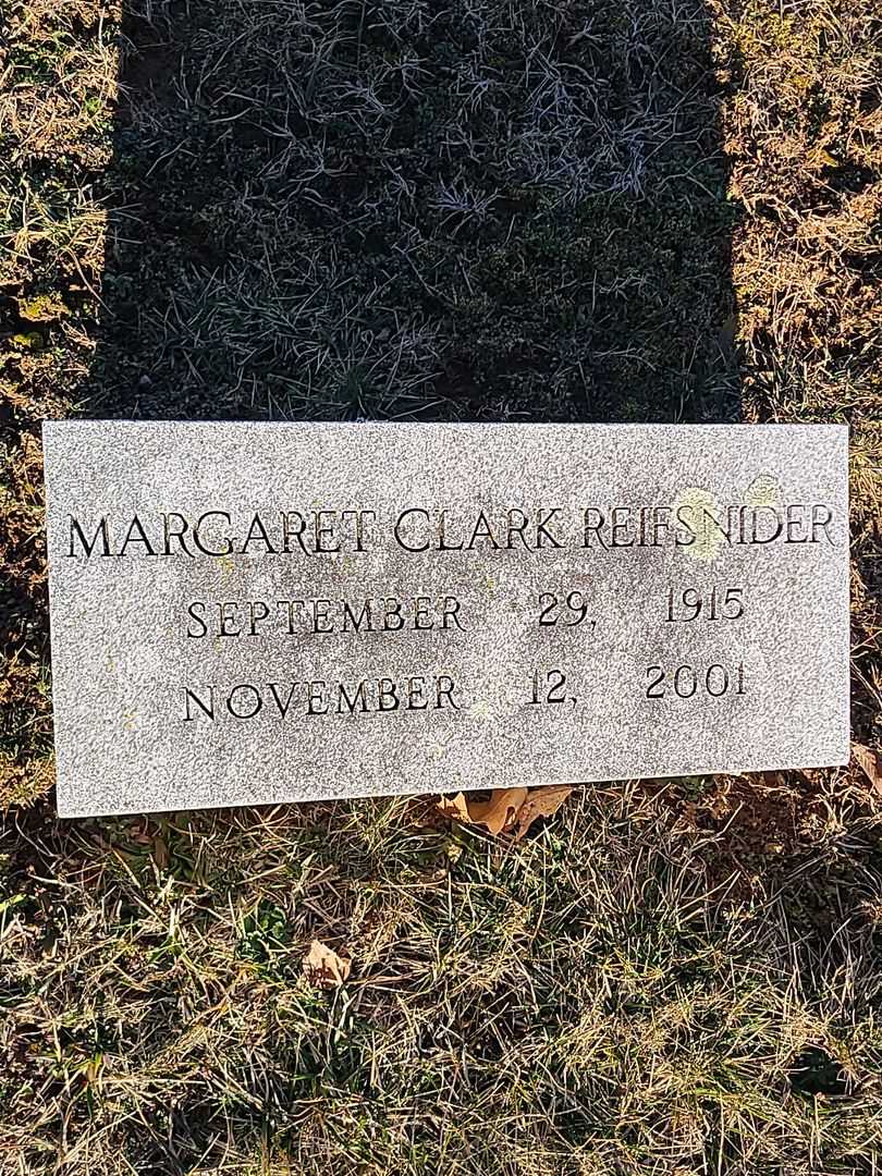 Margaret Clark Reifsnider's grave. Photo 3