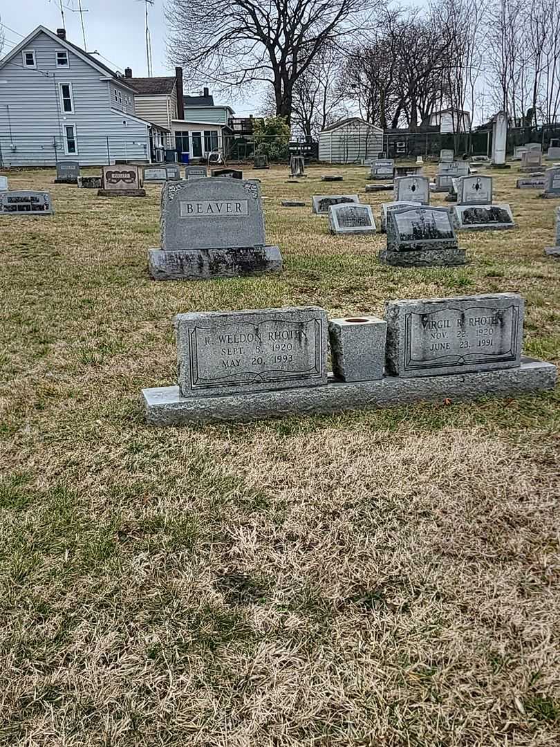 R. Weldon Rhoten's grave. Photo 2