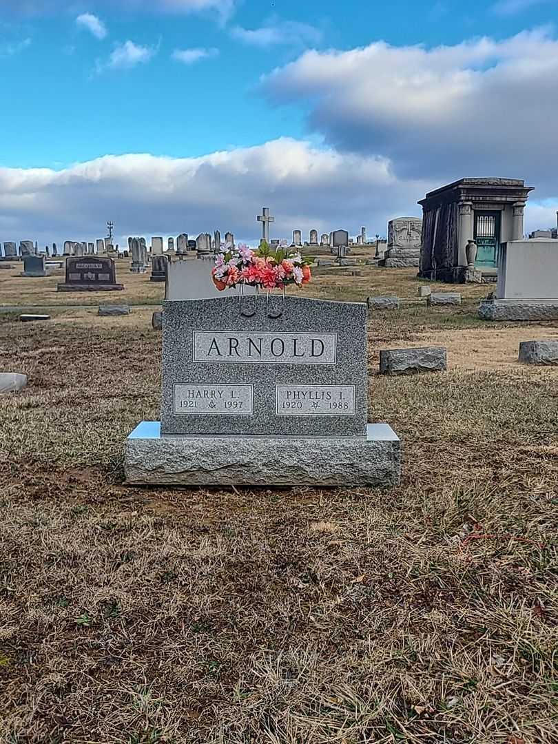 Harry Lambert Arnold's grave. Photo 2