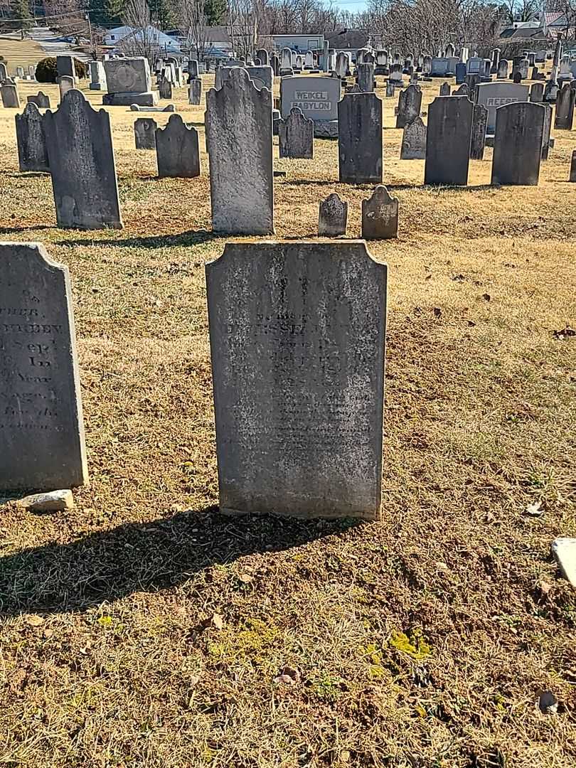 Doctor Jesse J. Utz's grave. Photo 2