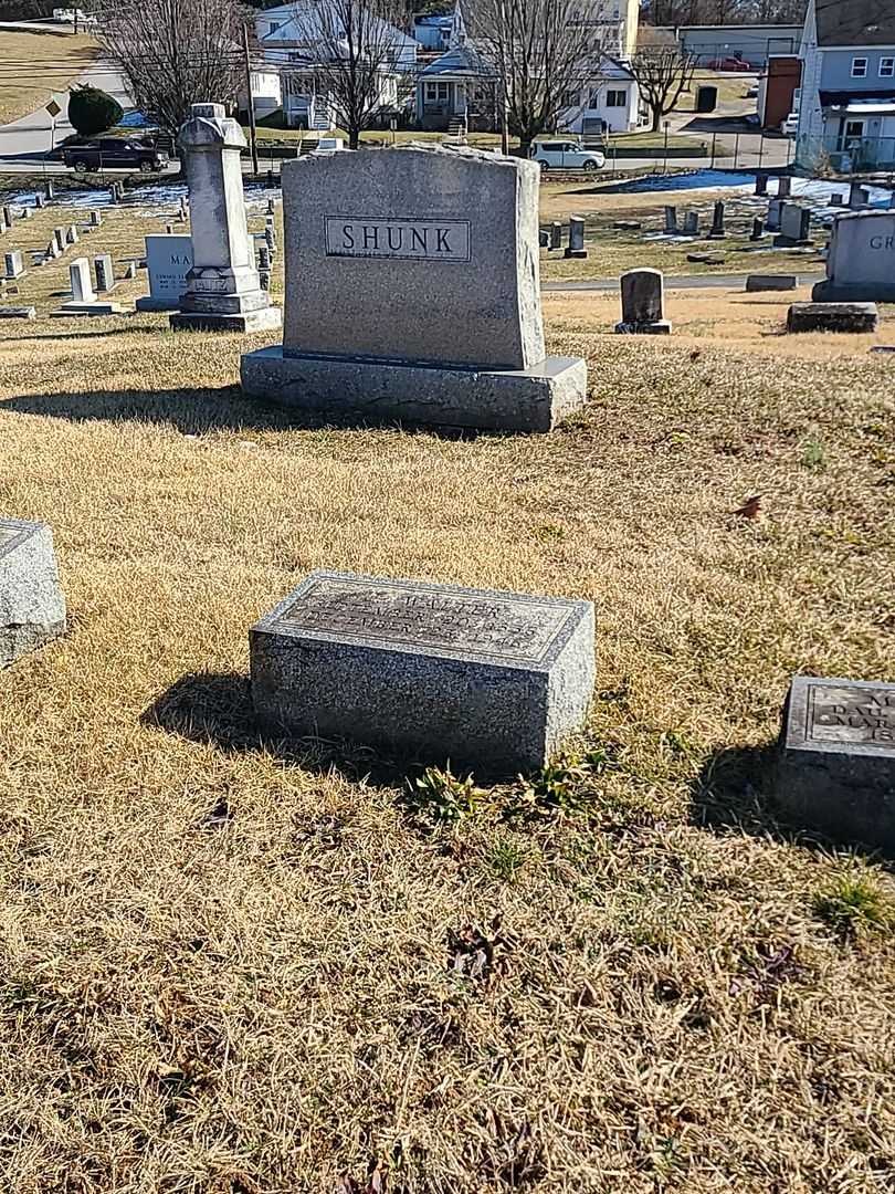 J. Walter Shunk's grave. Photo 2