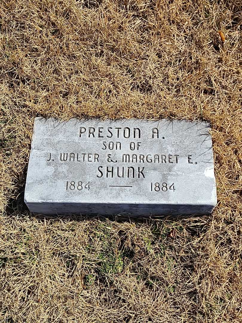 Preston A. Shunk's grave. Photo 3