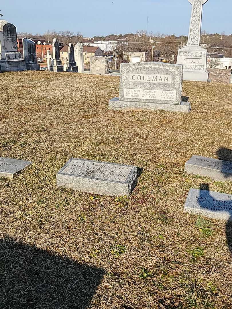 Doris May Broom Corbin's grave. Photo 2