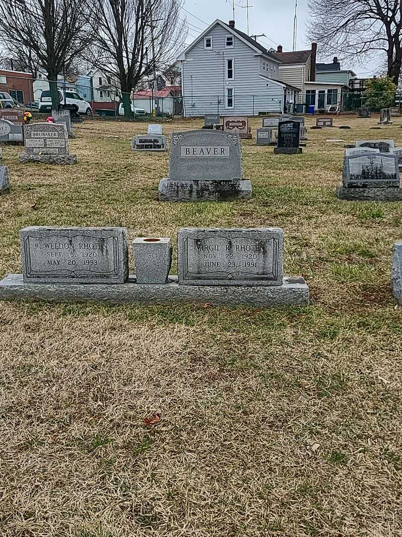 Virgil R. Rhoten's grave. Photo 2