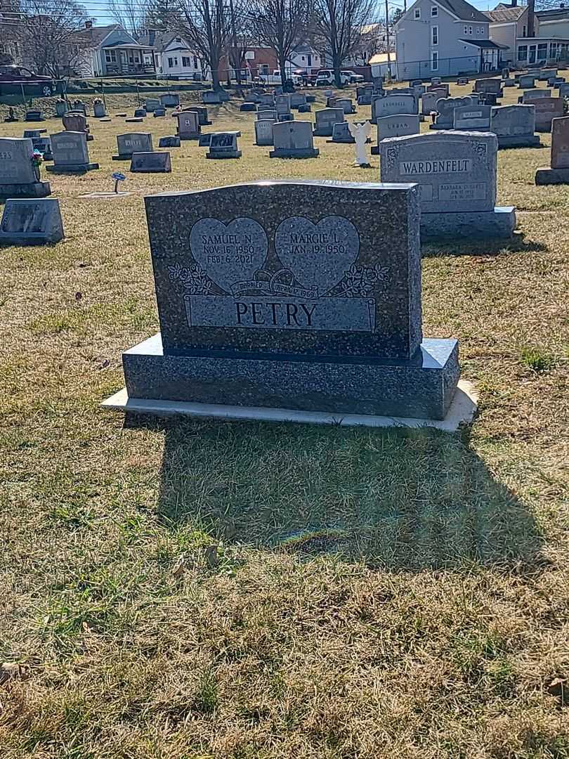 Samuel Norris Petry's grave. Photo 2