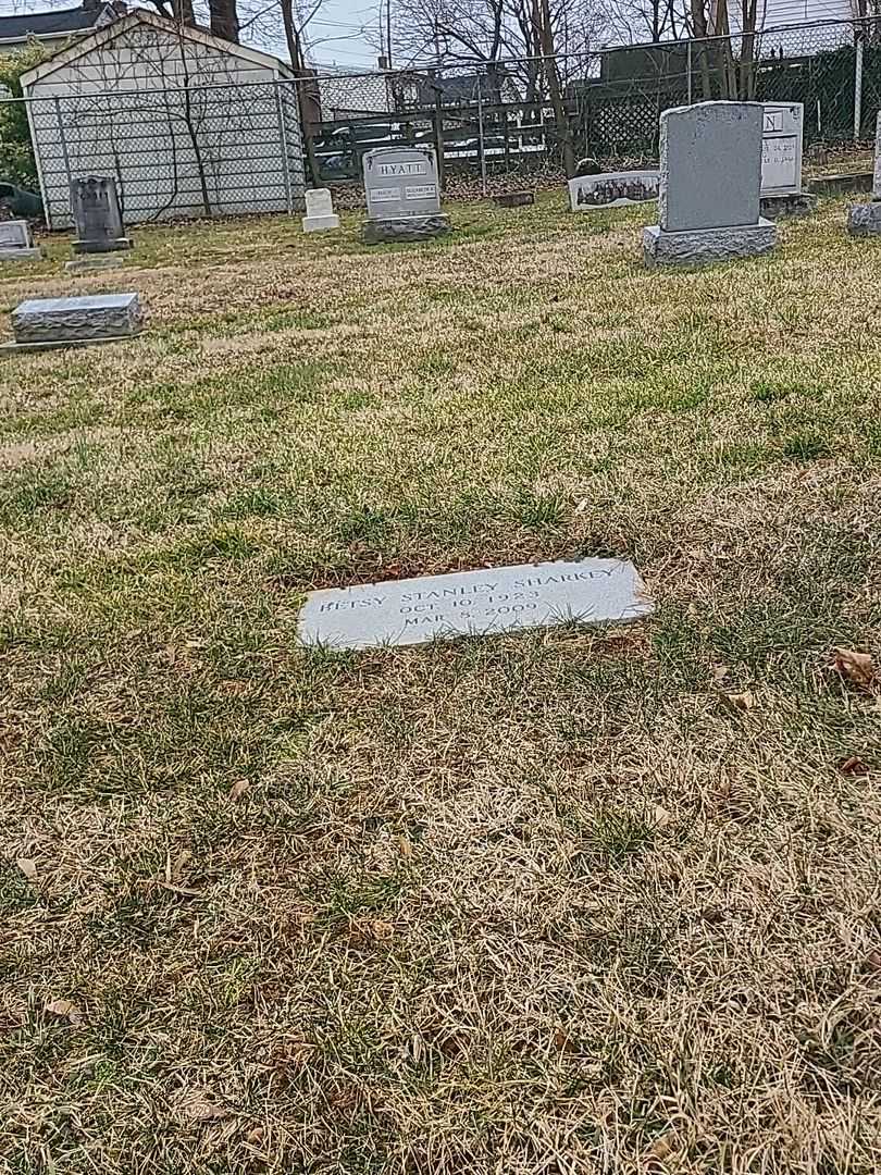 Betsy Stanley Sharkey's grave. Photo 2