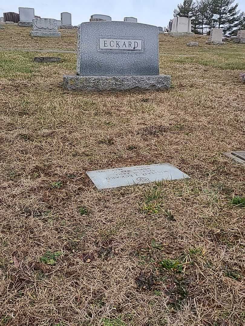 William J. Eckard's grave. Photo 2